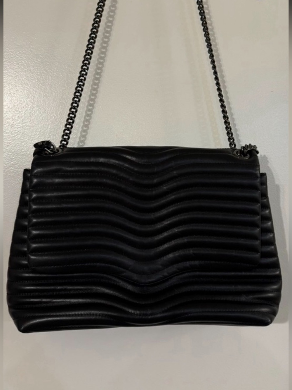 Rebecca Minkoff Black Quilted Wave Chain Crossbody